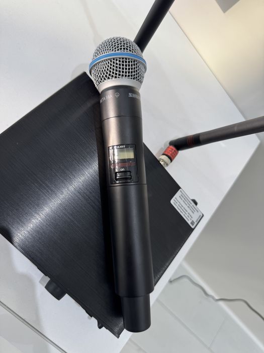 Продавам SHURE ULXD4 Beta58