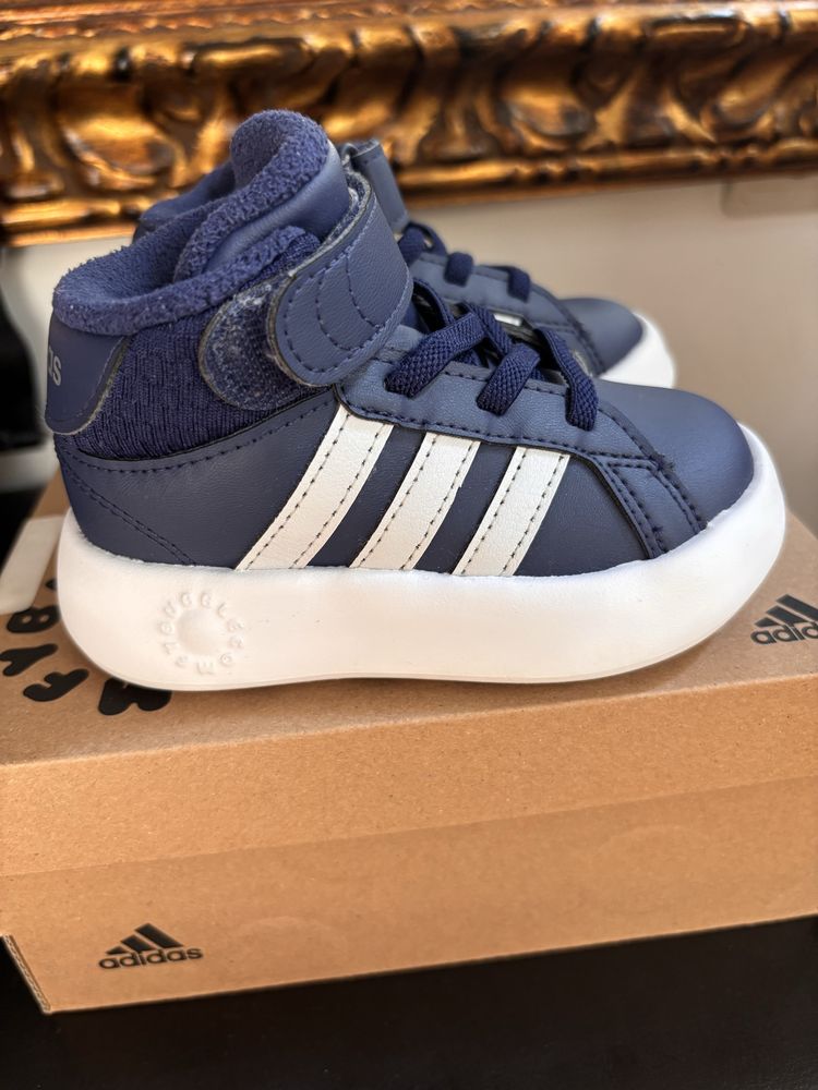 Кецове Adidas bubble 23н