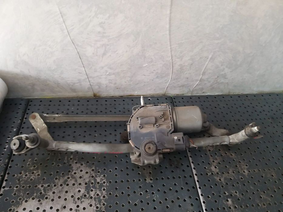 Ansamblu stergator motoras vw touran 1t cu defect 1137328307 h3394s3429 1397220503 3397020885 2k1955023g