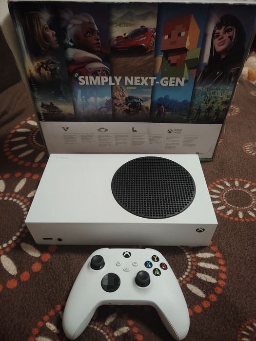Xbox-   Series S
