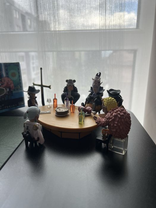 Колекционерски сет Shichibukai Conference Table Set/Holly Land