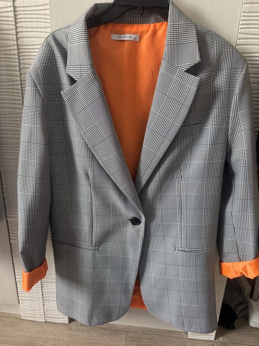 Педжак почти новый