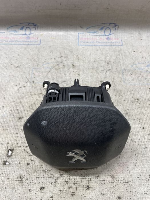 airbag volan peugeot 3008 2017