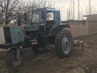 Traktor belarus MTZ-80