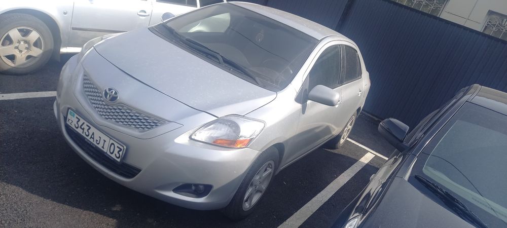 Продам тойота ярис