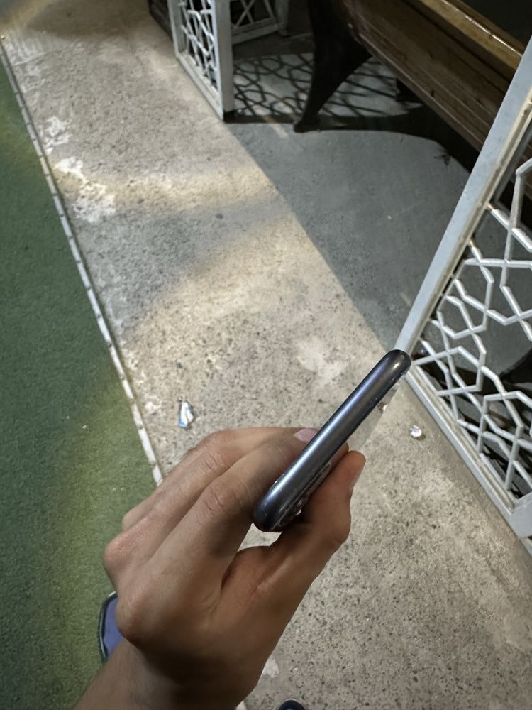 iPhone 11 Black