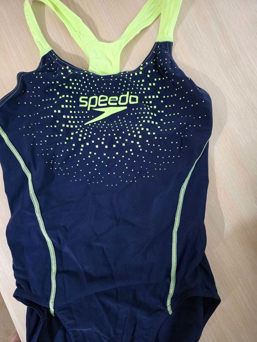 Нови бански - Speedo & Decathlon