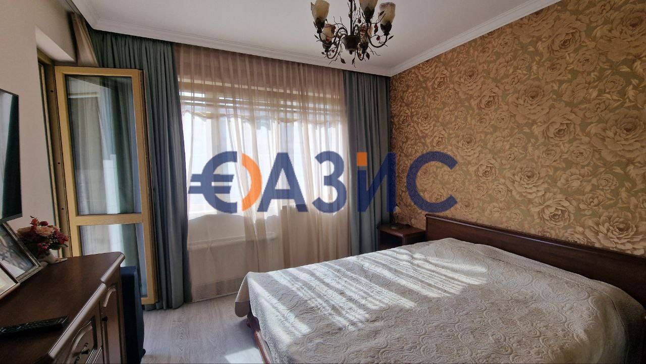 Апартамент с 3 спални, 2 ет., "Вила Флоренция", Свети Влас, България,