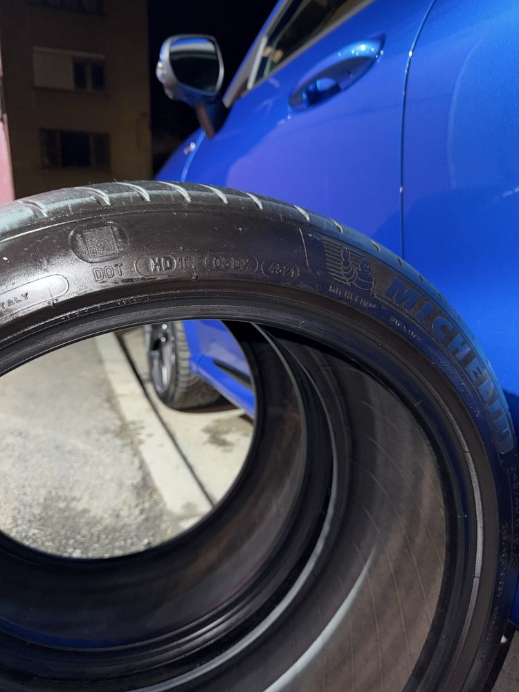 Michelin - Летни Гуми 245/40/R19 98Y