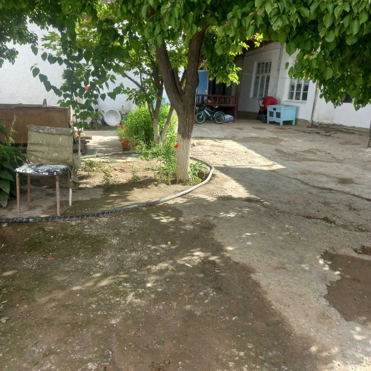 Hovli sotiladi vokzalda дом продам