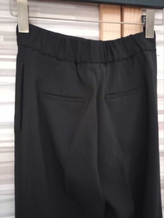 Черен панталон Massimo Dutti