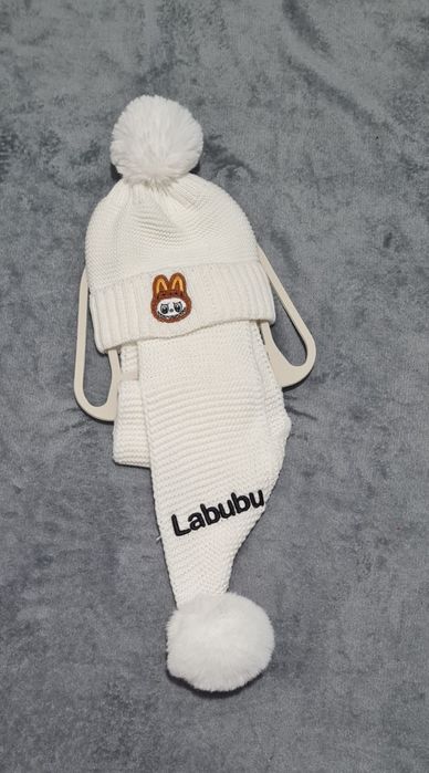 Seturi căciulă + fular Labubu