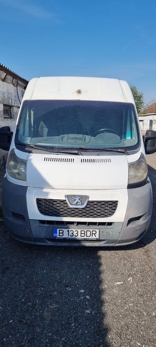Vând dubă Peugeot Boxer