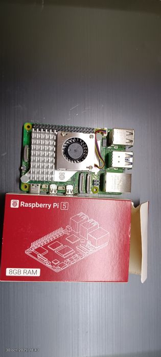 Vand raspberry pi 5 8GB RAM si radiator activ