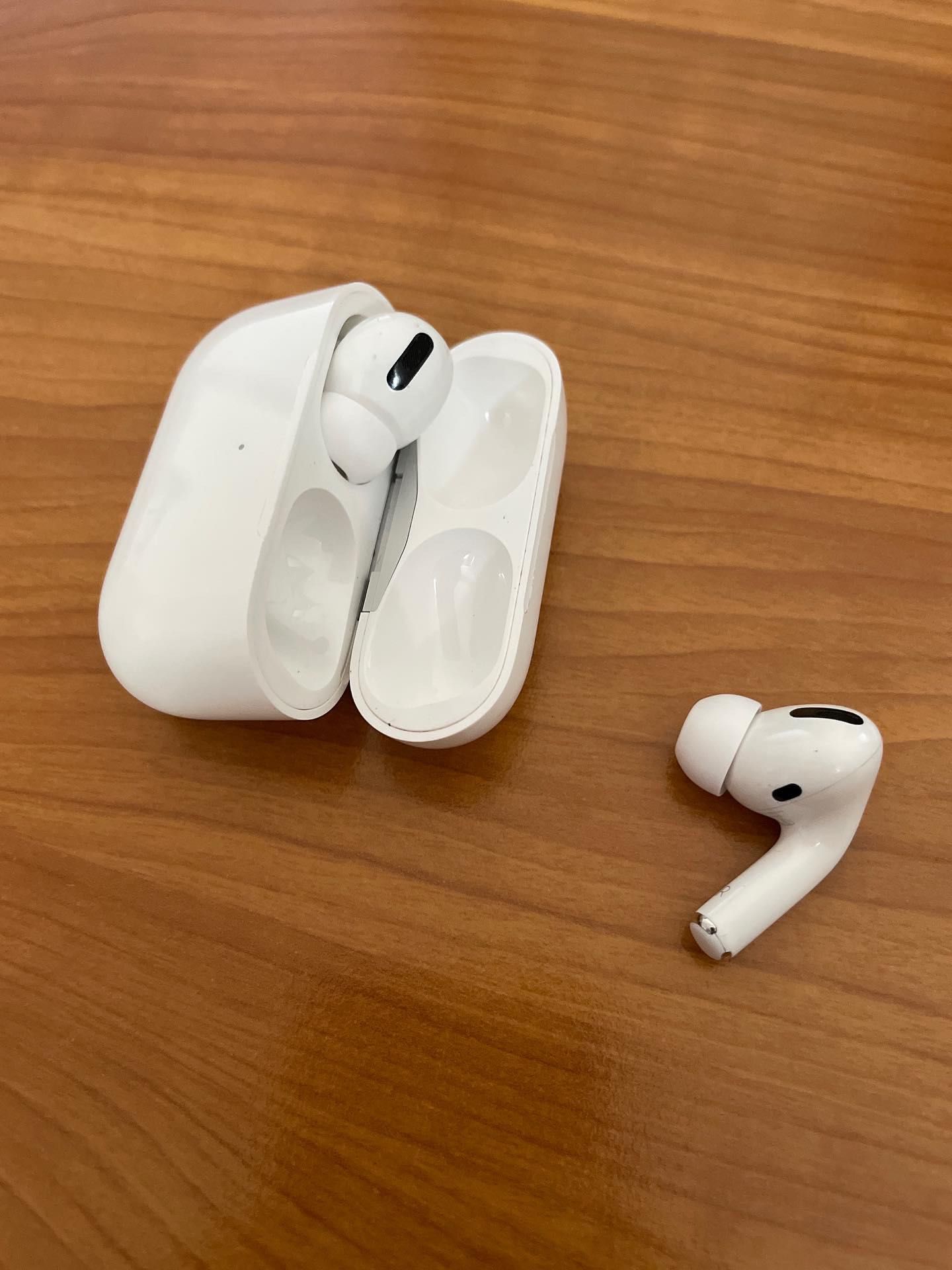 AirPods Pro  |Чисто Нови|