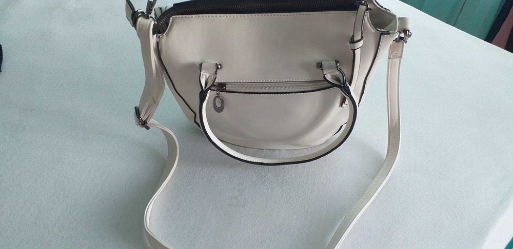 Дамски чанти различни модели 25-35лв.