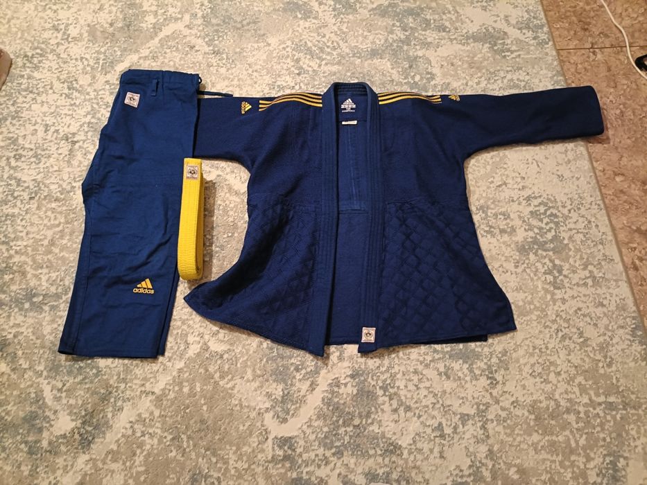 Спортивный одежда,Адидас кимоно