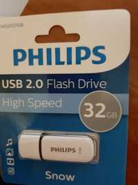 USB флашки 32 GB-нови