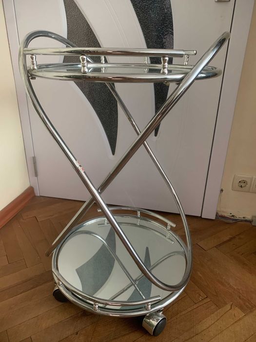 Холна дизайнерска масичка с огледала на колелца !