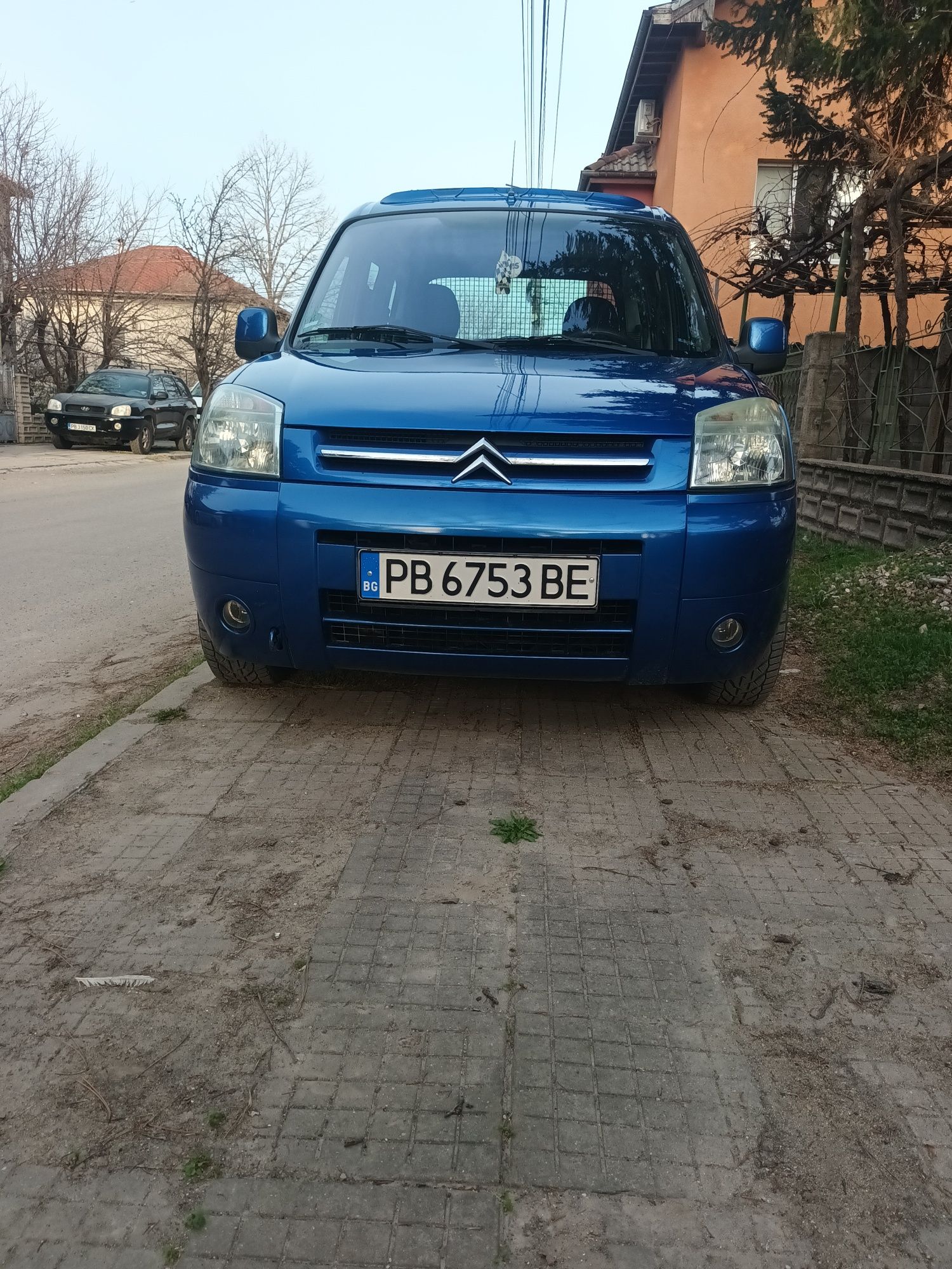 Ситроен берлинго  1.6 i