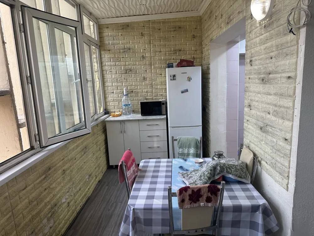 Квартира на Шота Руставели 2/3/4 кирпич, балкон 2х6, можно в ипотеку