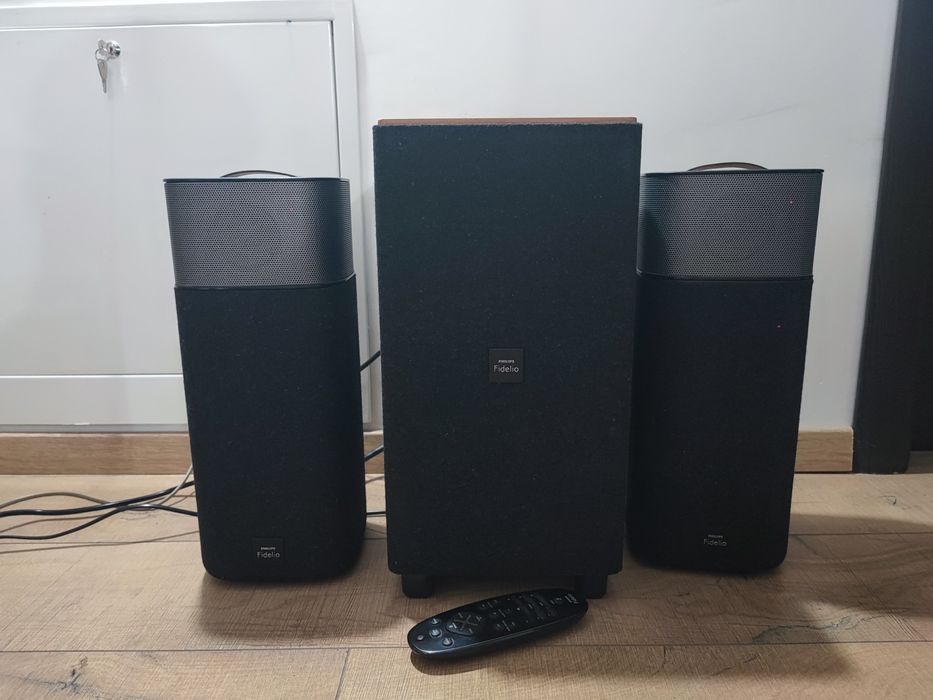 Home cinema Philips Fidelio 4.1 Bluetooth 210W subwoofer sateliti