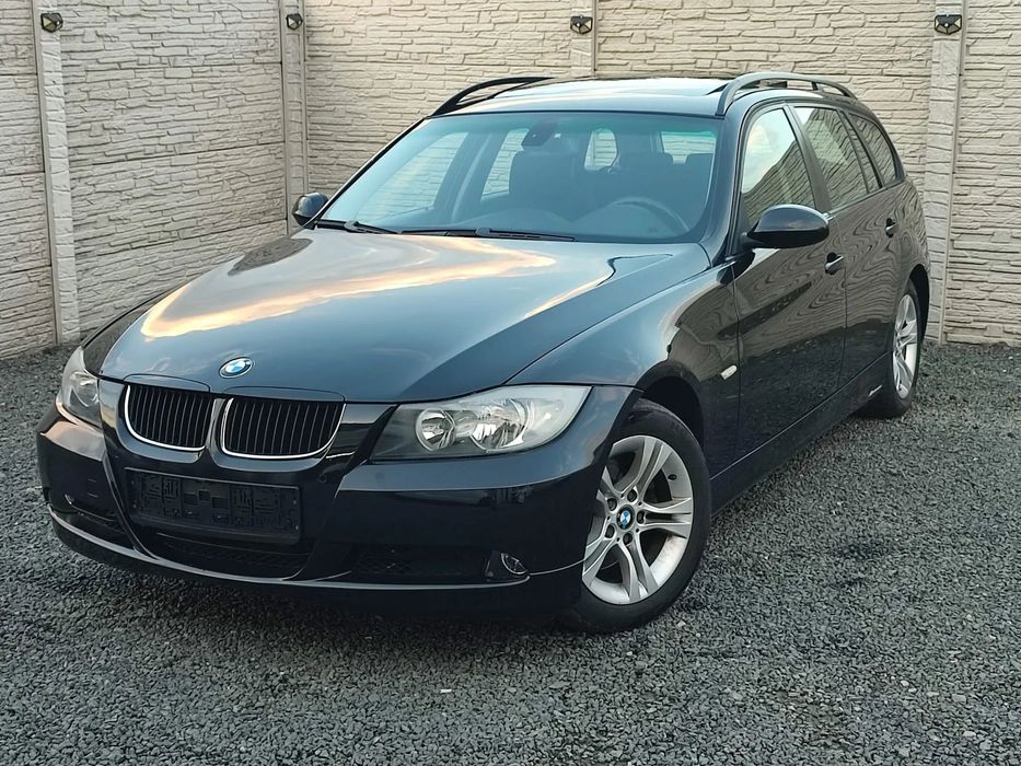 BMW Seria 3 BMW E91 diesel an 2008 panoramic navi mare,transport gratuit pos rate