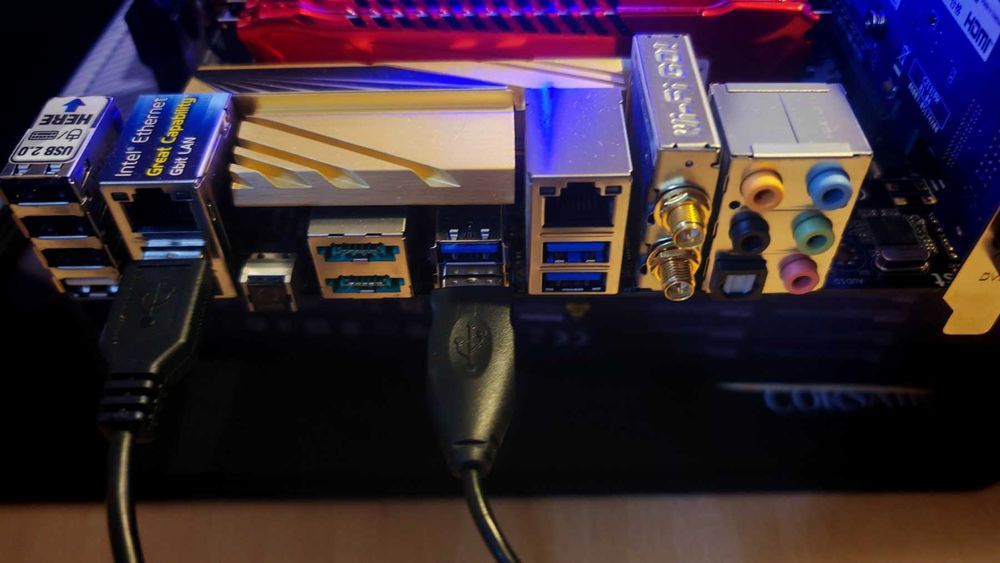 ASUS X79-DELUXE  WiFi + CPU Intel i7 4930K 6/12 core шест ядрен