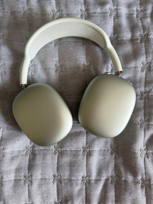 Наушники Airpods max