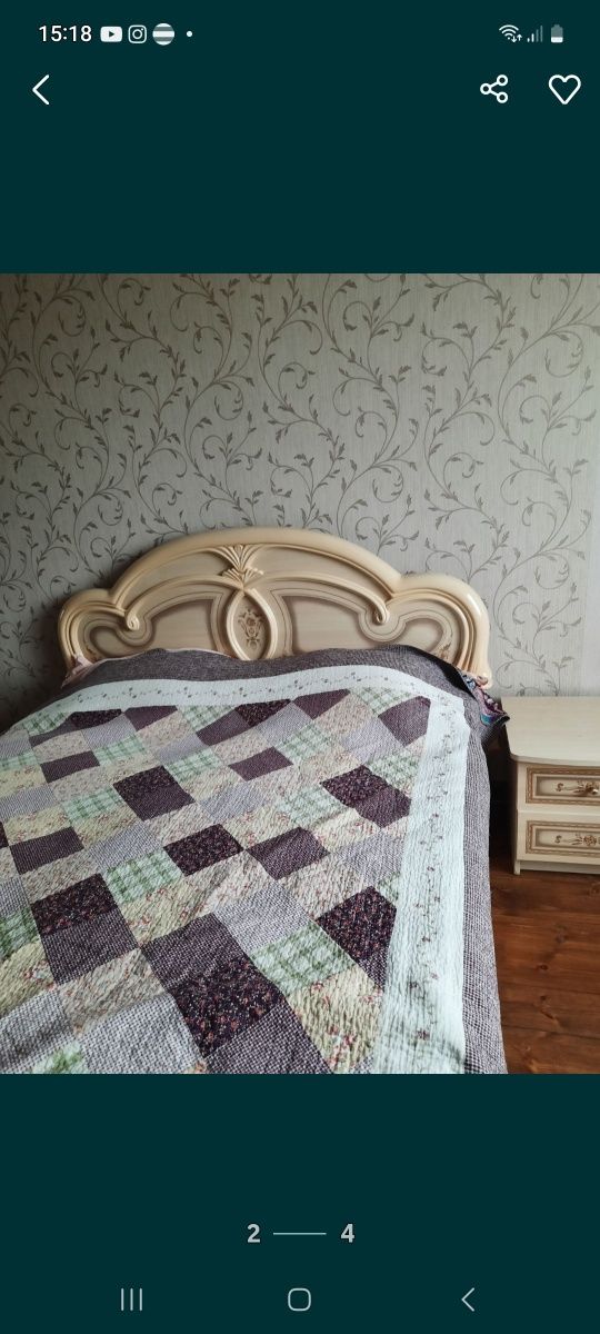 Кровать двуспальная с двумя тумбочками