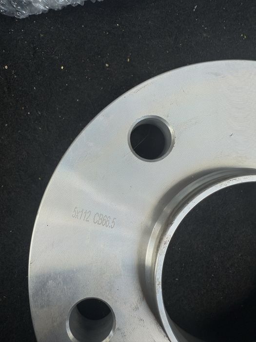 Фланци 5х112 с болтове