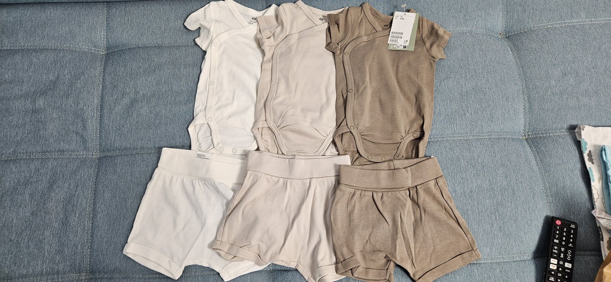 Set H&M body + pantaloni scurti