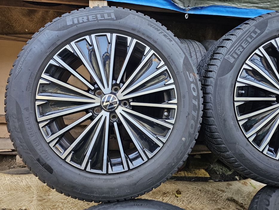 Jante aliaj 18" Bicolore Volkswagen/Skoda cu anvelope iarna 235 55 18