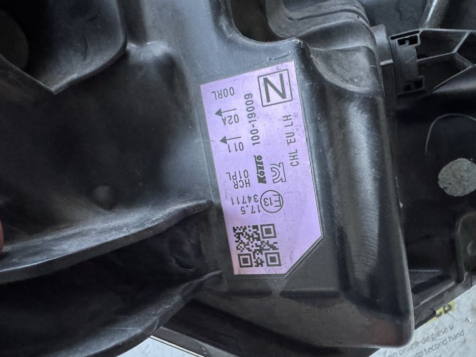 Far stanga halogen si LED Nissan Qashqai 2 facelift 2017-2020