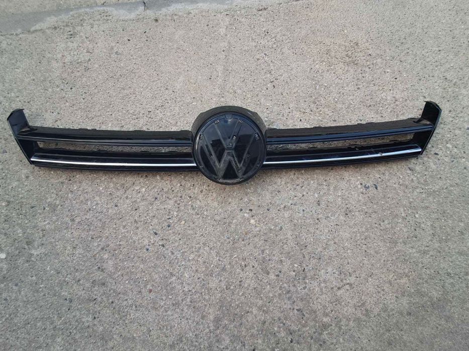 Решетка за VW GOLF 7