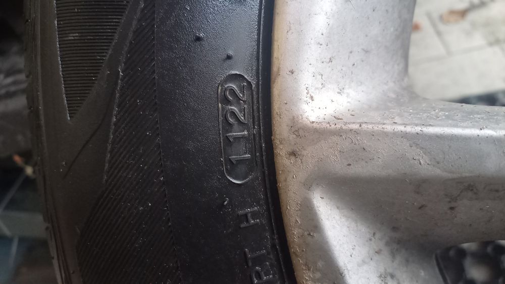 Cauciucuri 225/60r17