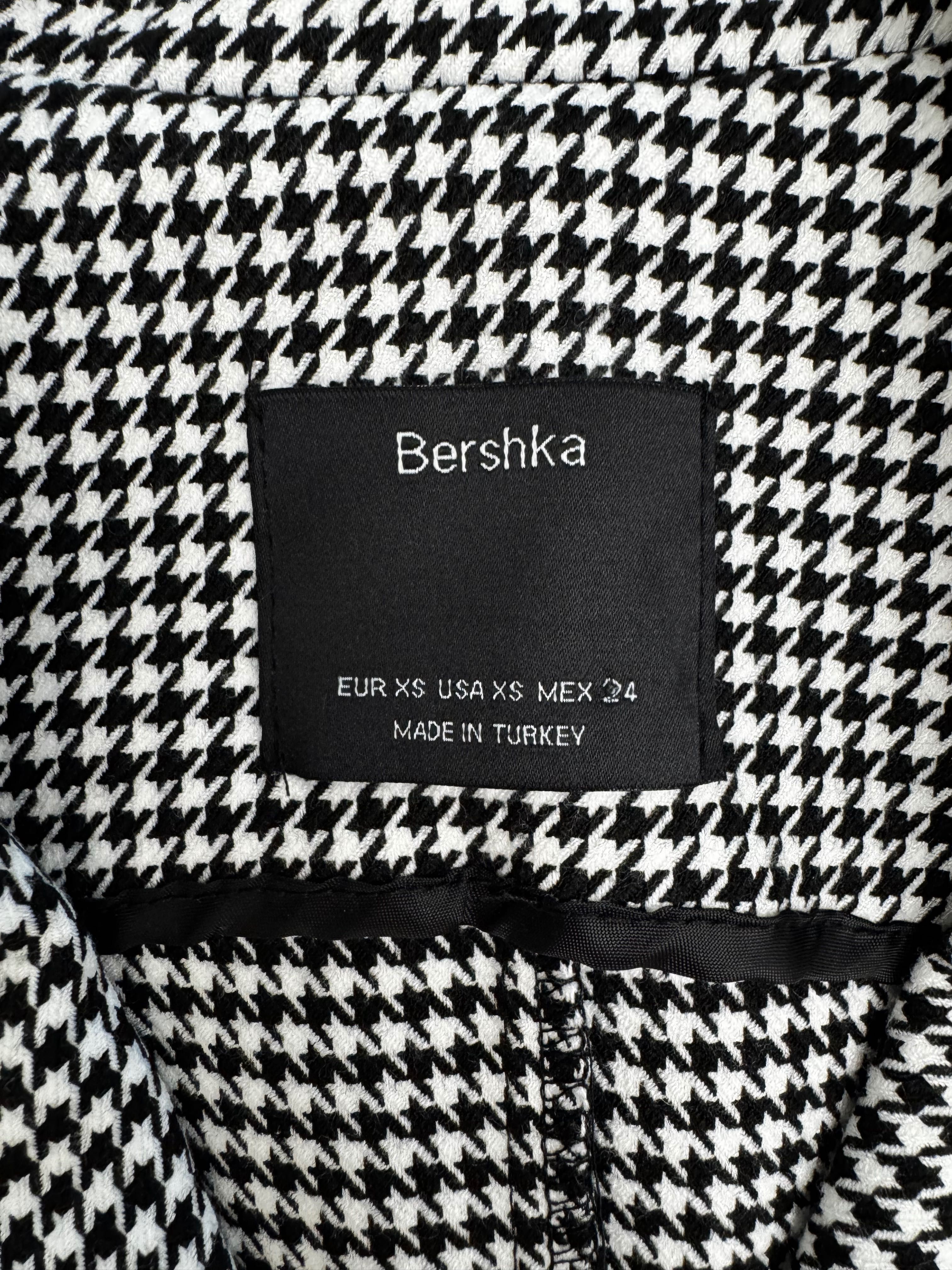 Рокля Bershka XS