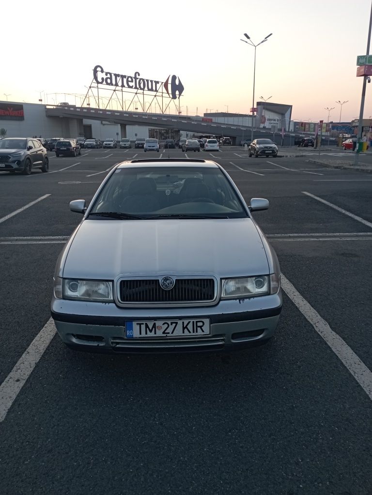 Vând Skoda Octavia 1