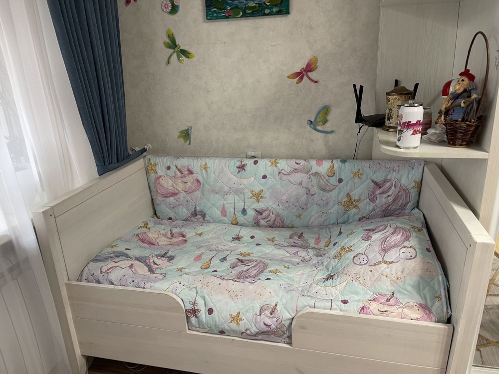 Детская кровать из сосны с матрасом (спальное место 140 на 70)