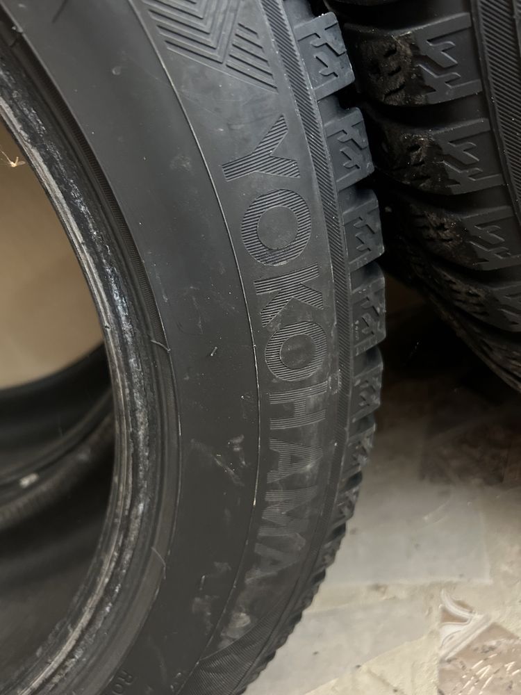 265/50 R20 Комплект шипы Yokohama