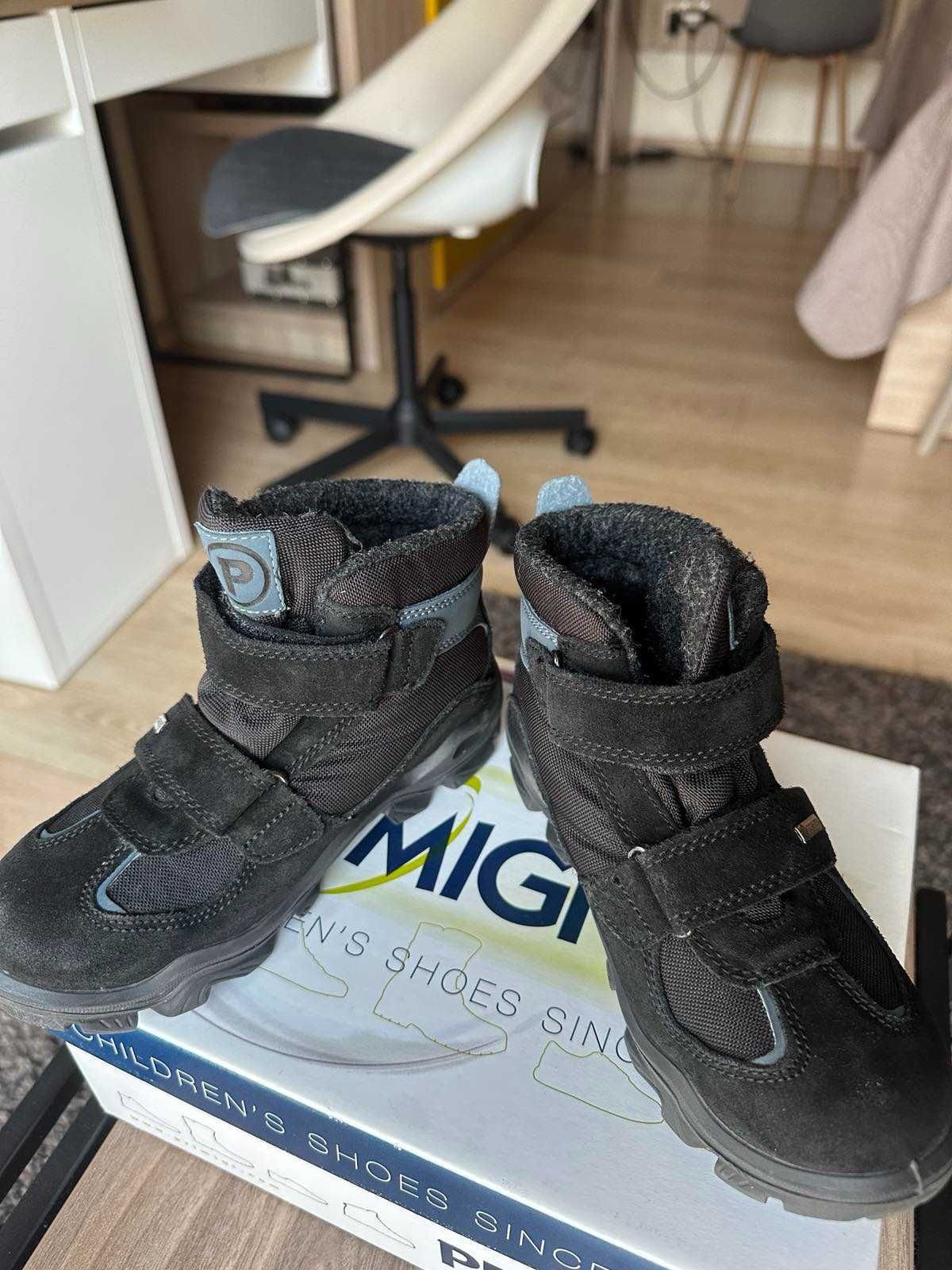 детски обувки PRIMIGI, размер 30 и 32
