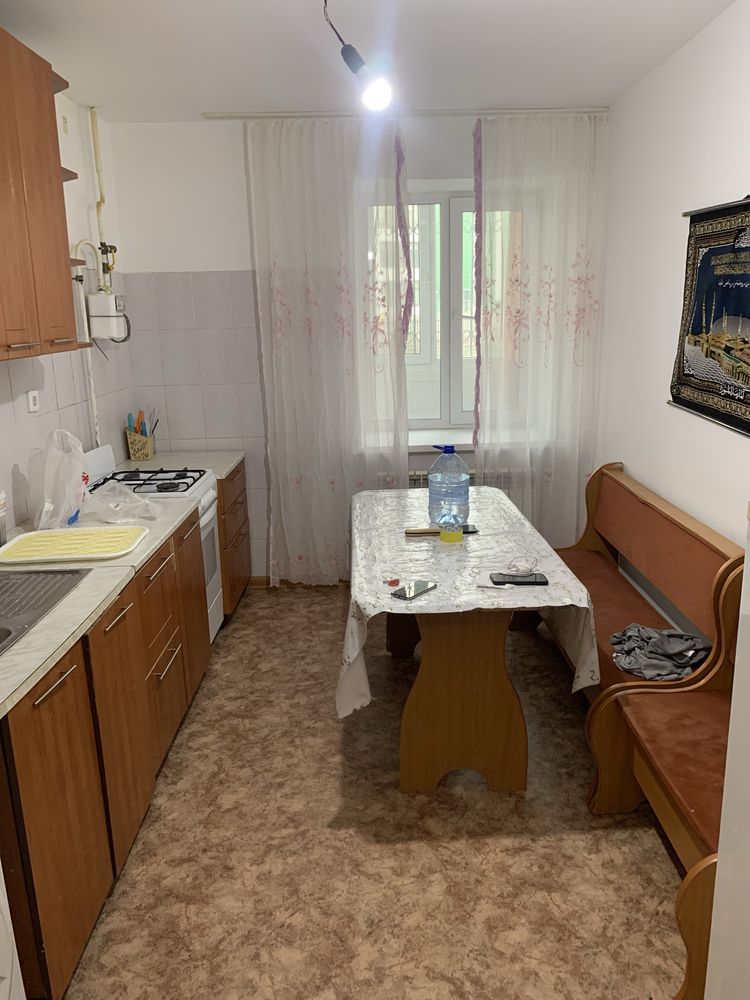Продам  2 ком квартиру 3 мкр 1 этаж