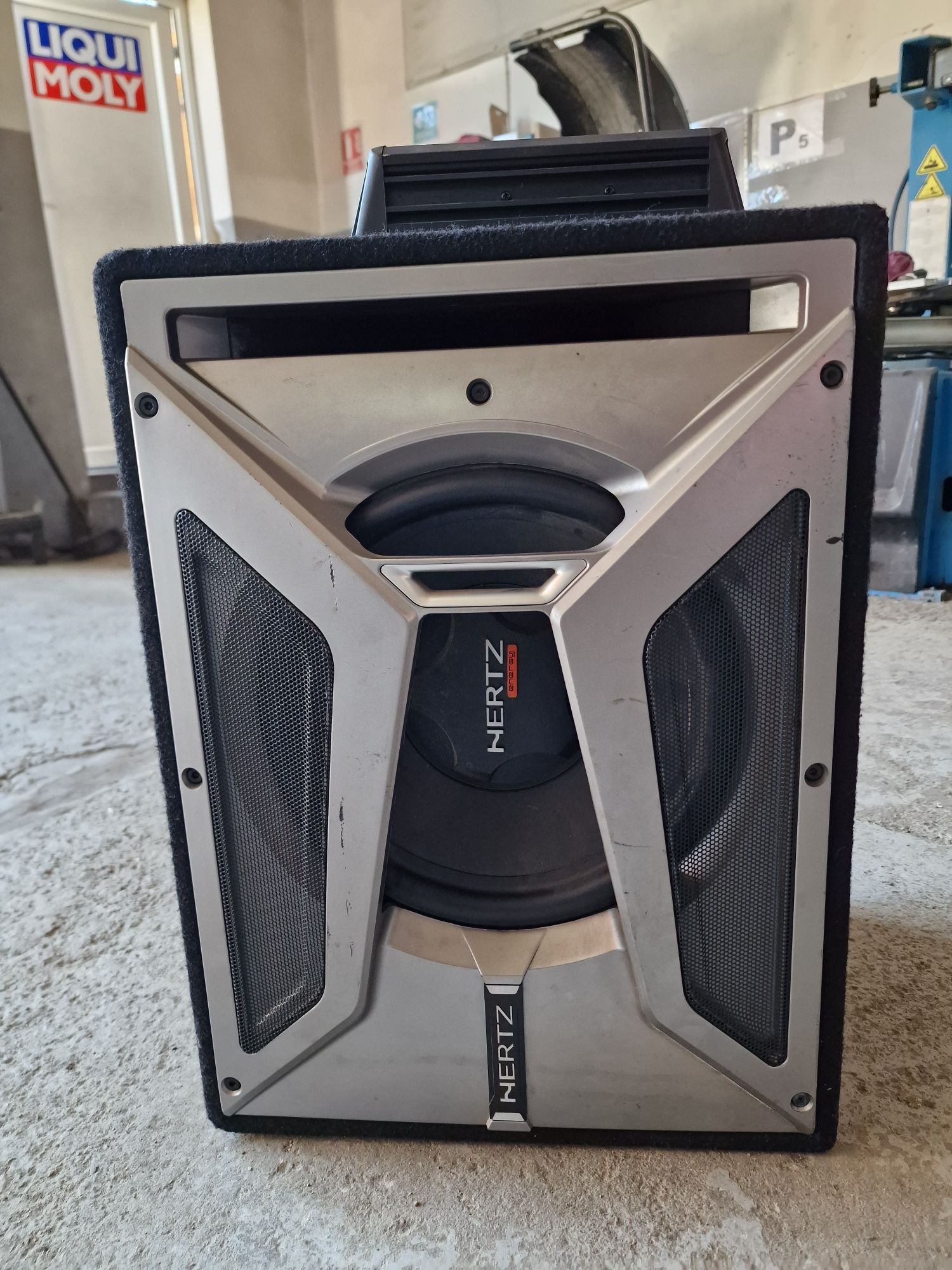 Subwoofer auto 1000 w si stație hertz