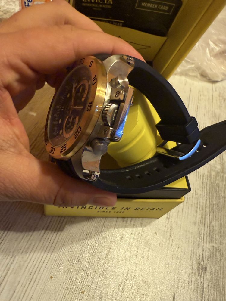 Invicta Chronograph Force