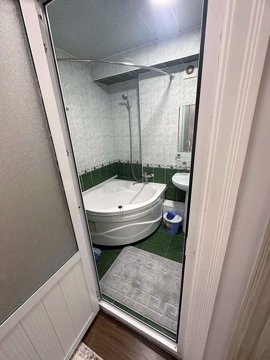 Shayxontohur Tinchlik metroni oldoda kvartira bor