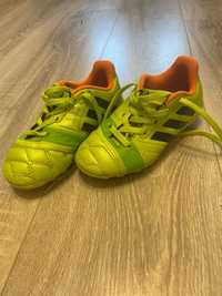 Ghete fotbal Adidas nr. 29