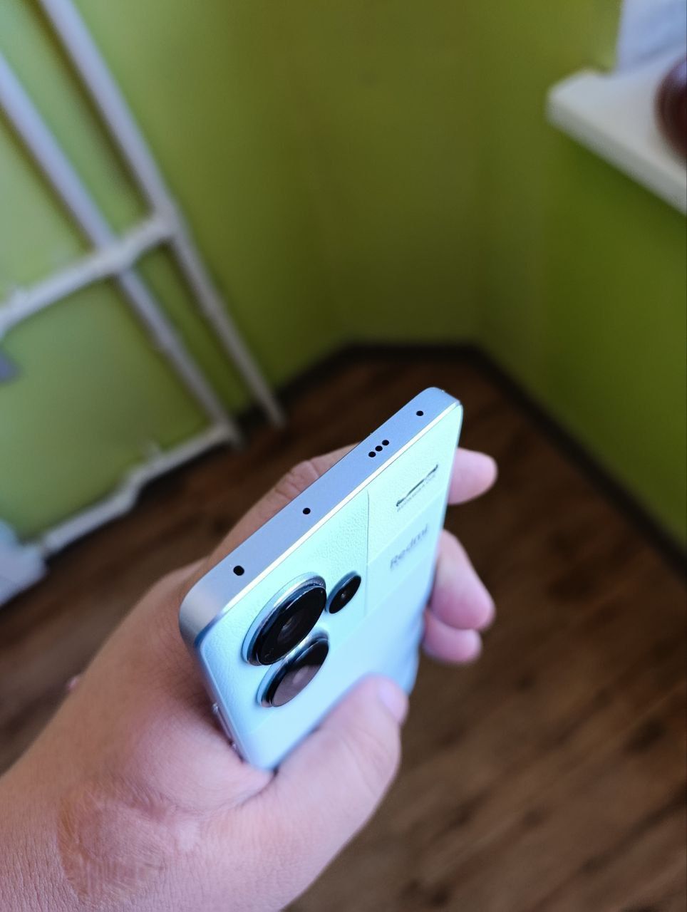 Redmi Not 13 Pro Plus 5G Sotiladi srocna. Barter s22 ultraga