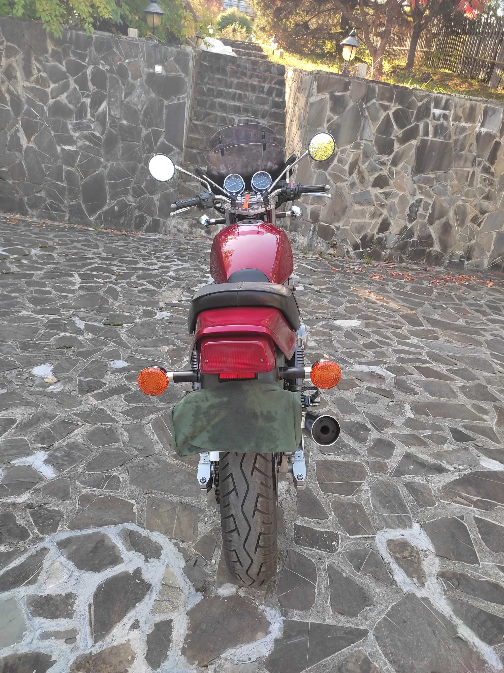 Kawasaki zephyr 550