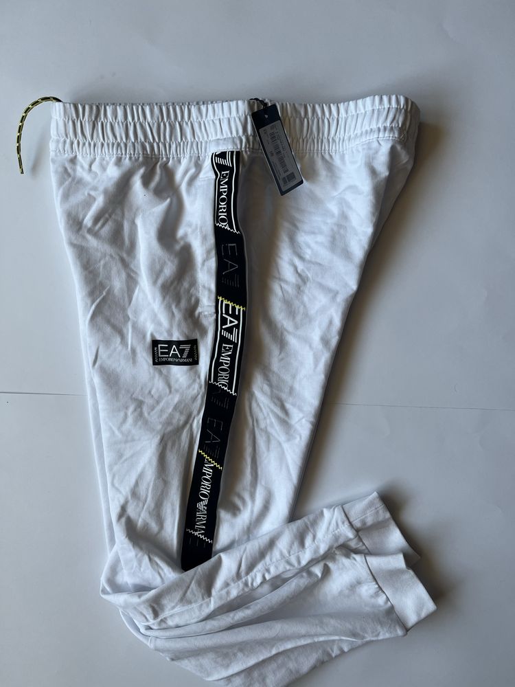 EA7 Emporio Armani : Logo Tape Joggers - Ново М / Оригинал