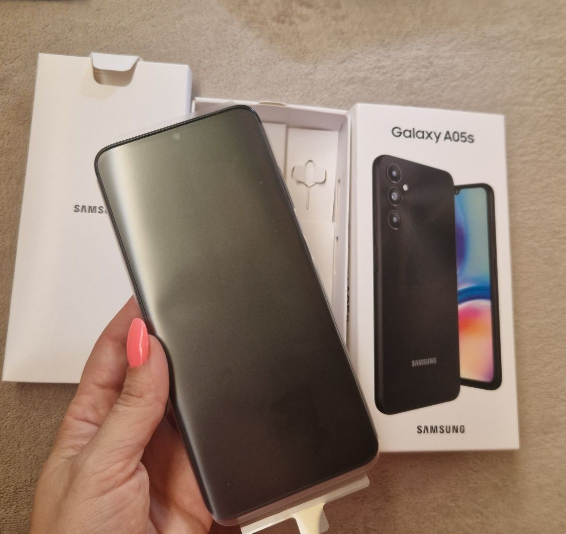Телефон Samsung Galaxy A05s Чисто нов с 2 години гаранция не използван